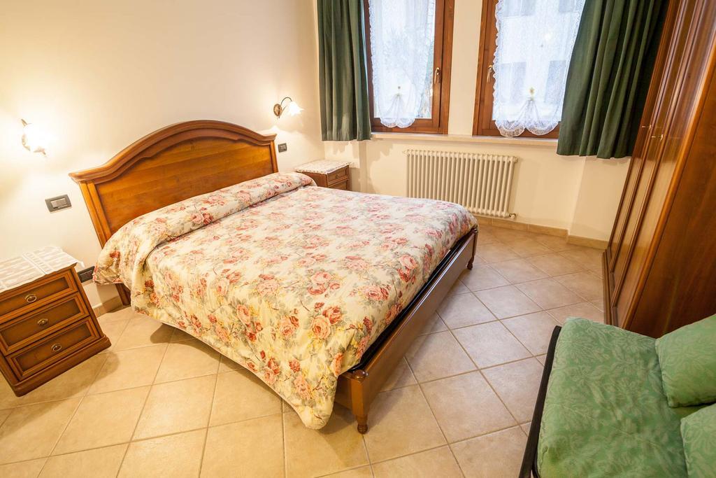 Agriturismo Ai Tre Fienili Ponti sul Mincio Δωμάτιο φωτογραφία